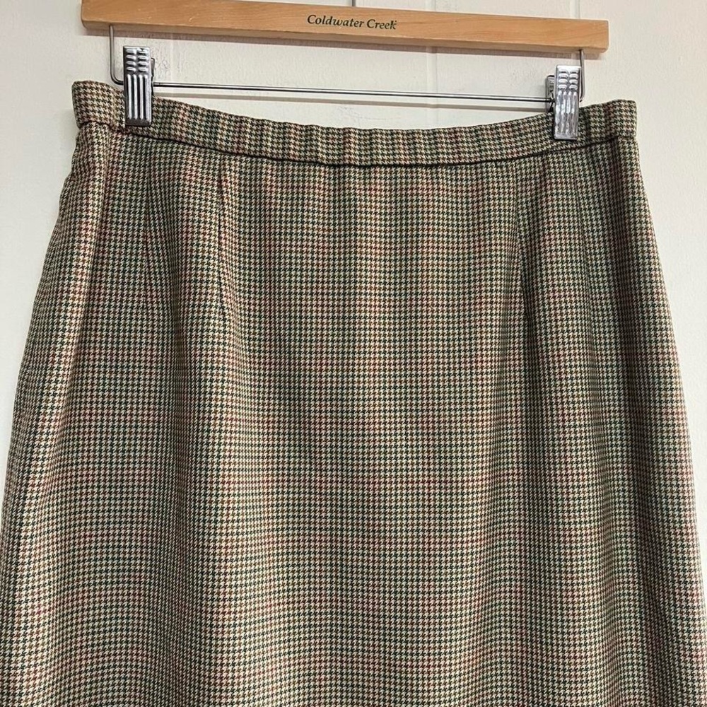 Pendleton virgin wool houndstooth pencil skirt - image 3